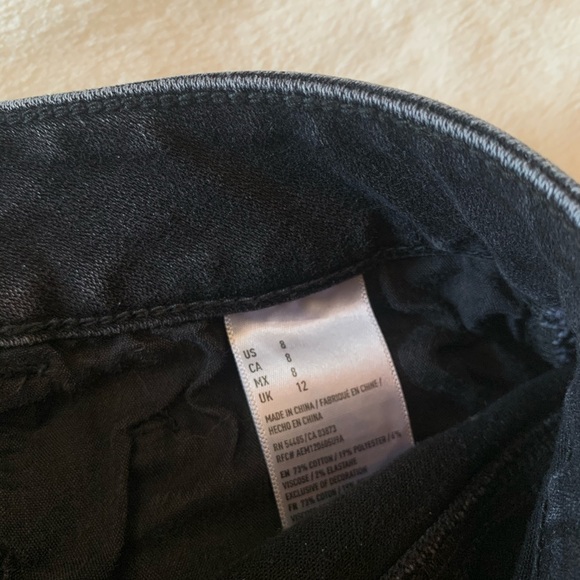 American Eagle Black Hi Rise Shortie - Picture 8 of 8